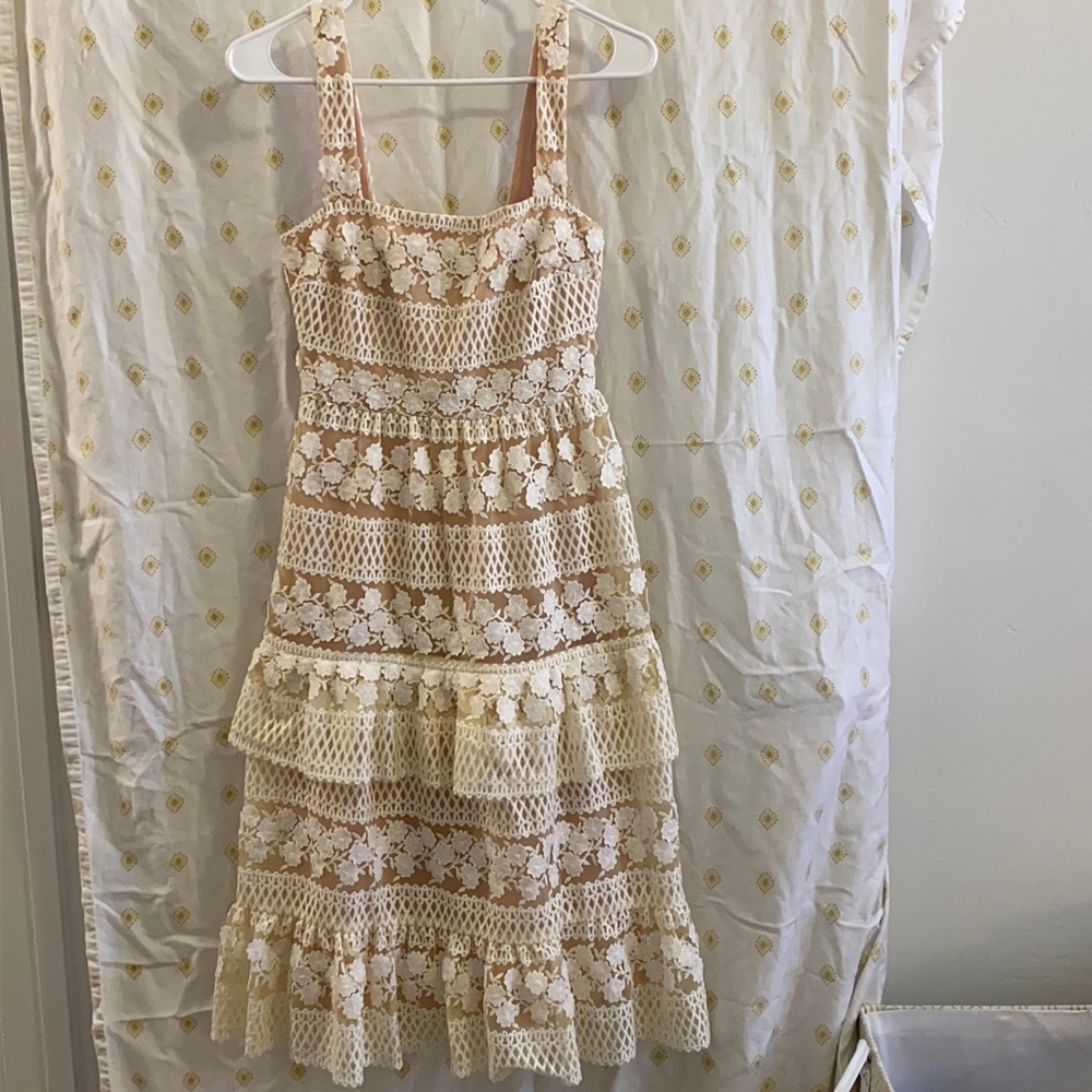 Lulus cream lace dress